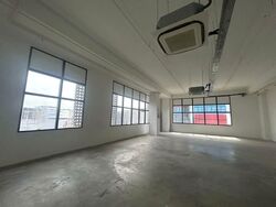 Hh @ Kallang (D13), Factory #564631391